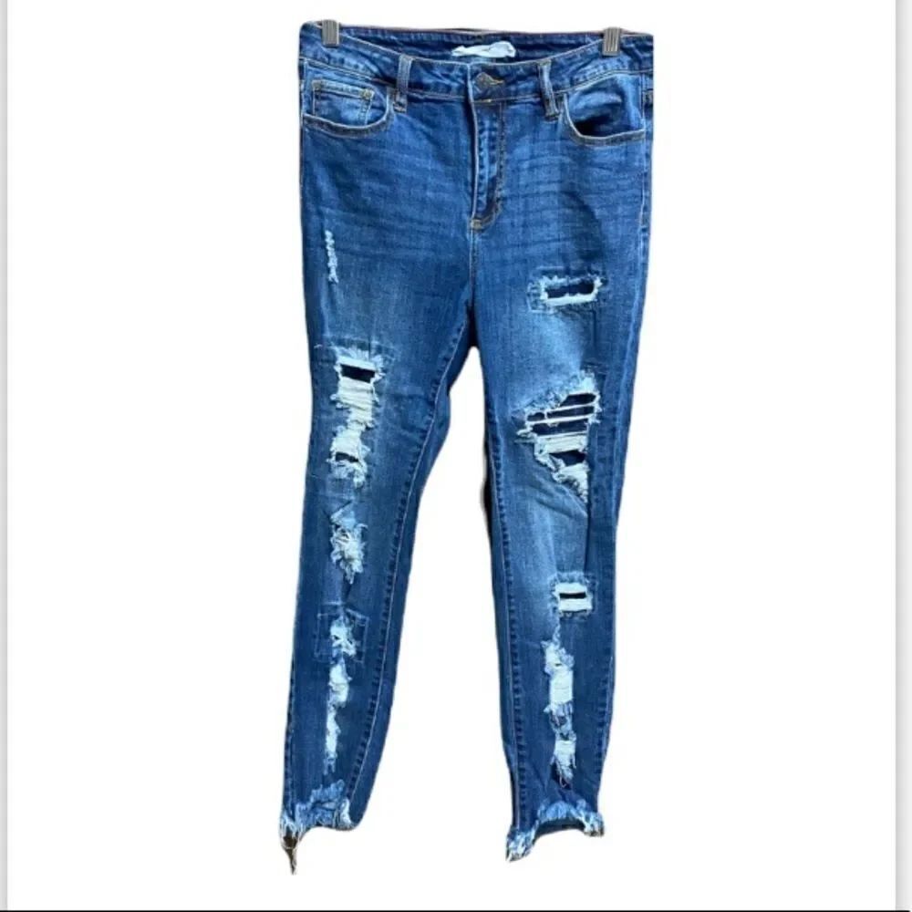 Cello Skinny High Rise Distressed Ankle Jeans Size 9